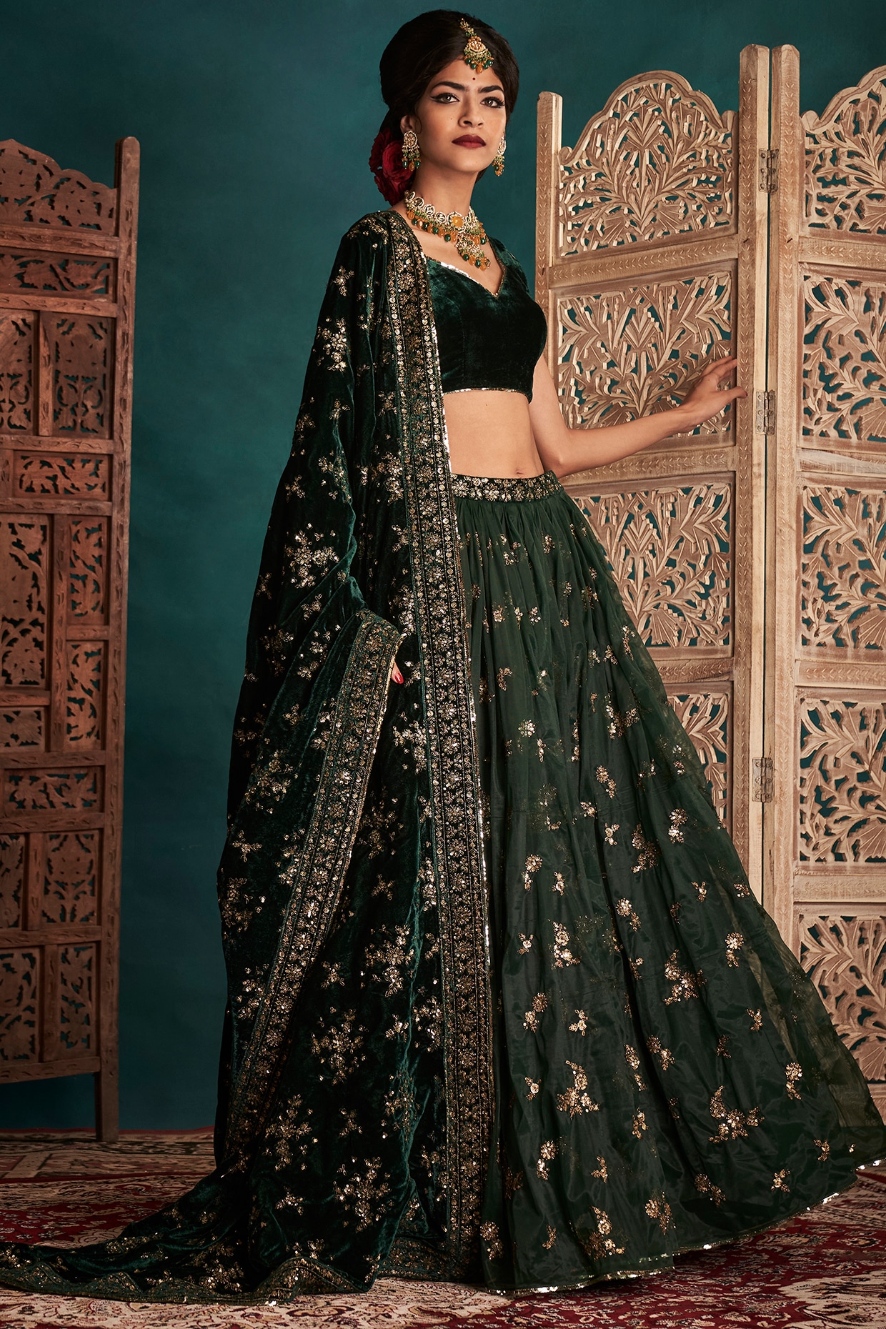 Pin by ravitha balki on Designer lehenga | Designer outfits woman, Lengha  dress, Green dress makeup