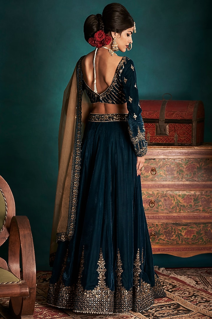 Dark Teal Embroidered Lehenga Set by Lashkaraa at Pernia's Pop Up Shop