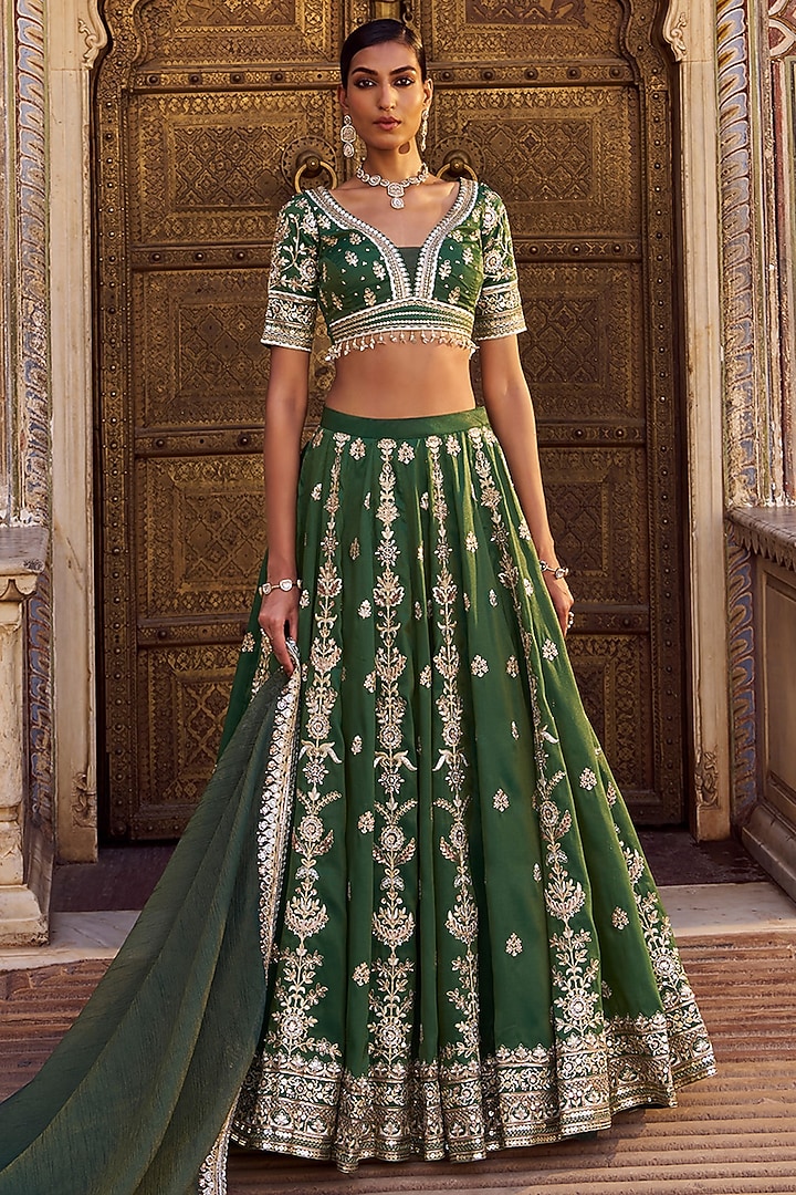 Green Silk Sequins Embroidered Lehenga Set by Lashkaraa at Pernia's Pop Up Shop