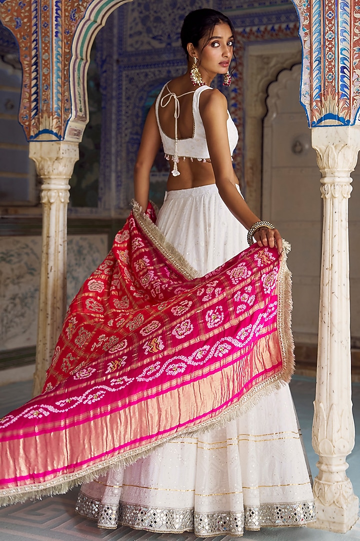 White Pure Bandhani Modal Gajji Silk Hand Embellished Wedding Lehenga Set by Lashkaraa at Pernia's Pop Up Shop