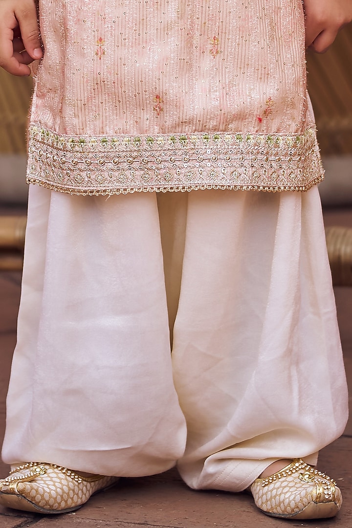 Blush Peach Satin Floral Printed & Thread Embroidered Kurta Set For Boys by Lashkaraa Kids at Pernia's Pop Up Shop