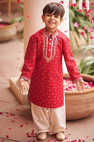 Red Silk Sequins & Thread Embroidered Kurta Set For Boys by Lashkaraa Kids