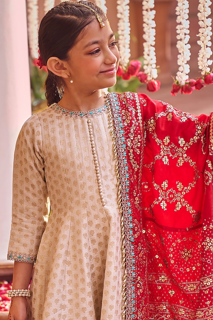 Off White Brocade Zari & Stone Anarkali Set For Girls by Lashkaraa Kids at Pernia's Pop Up Shop