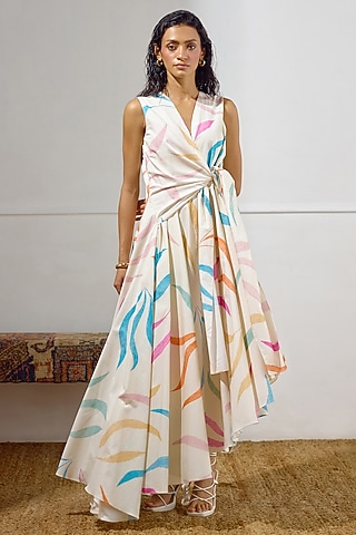 Buy Poplin Maxi Dress for Women Online from India's Luxury Designers 2026
