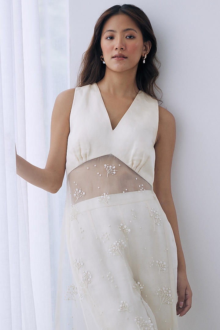 Ivory Satin Linen & Organza Sequins Embroidered Tunic Set by Lavanya Ahuja at Pernia's Pop Up Shop