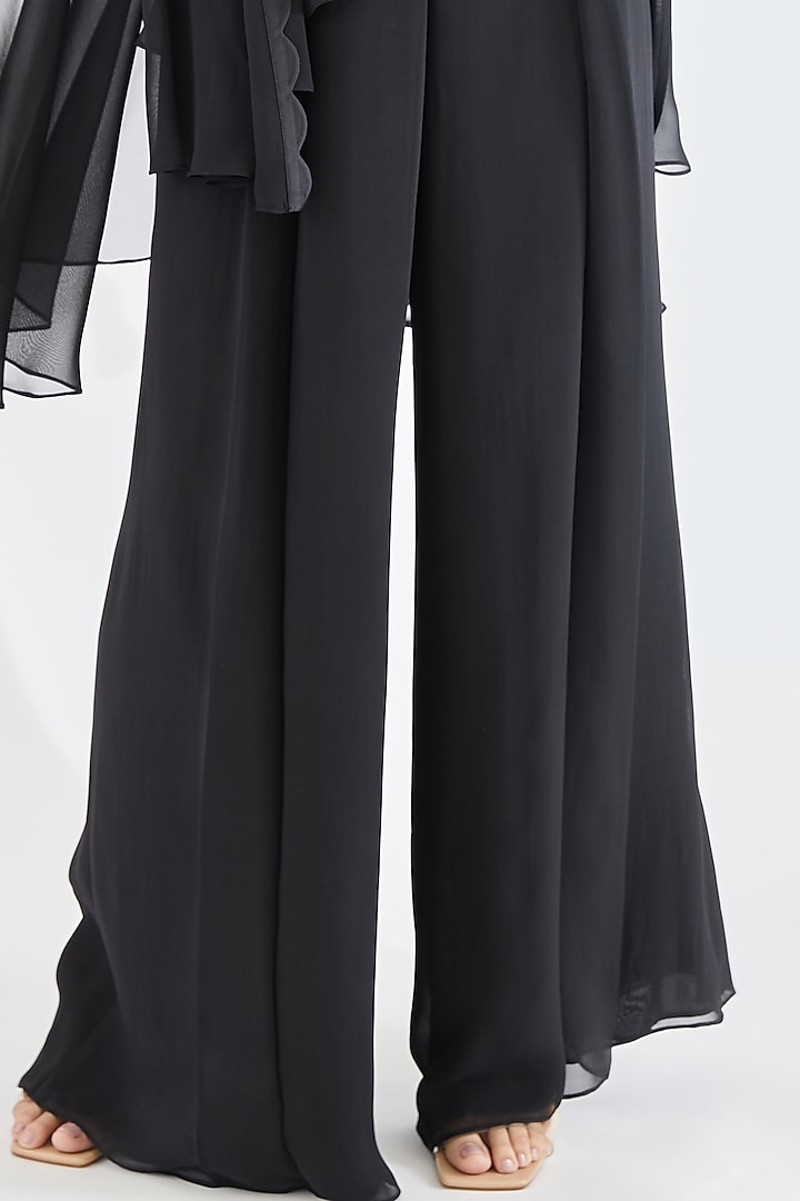 Black Georgette Cape Set by Lavanya Ahuja at Pernia's Pop Up Shop