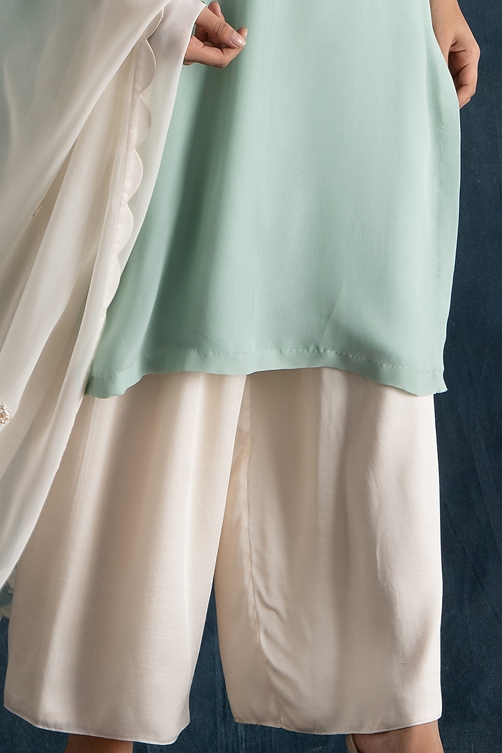 Mint Green Embroidered Kurta Set by Lavanya Ahuja at Pernia's Pop Up Shop