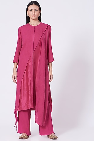 French Fuchsia Aari Embroidered Kurta Set by Lavisha Jain