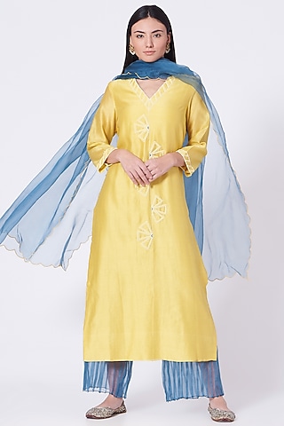 Butter Yellow Aari Embroidered Kurta Set by Lavisha Jain