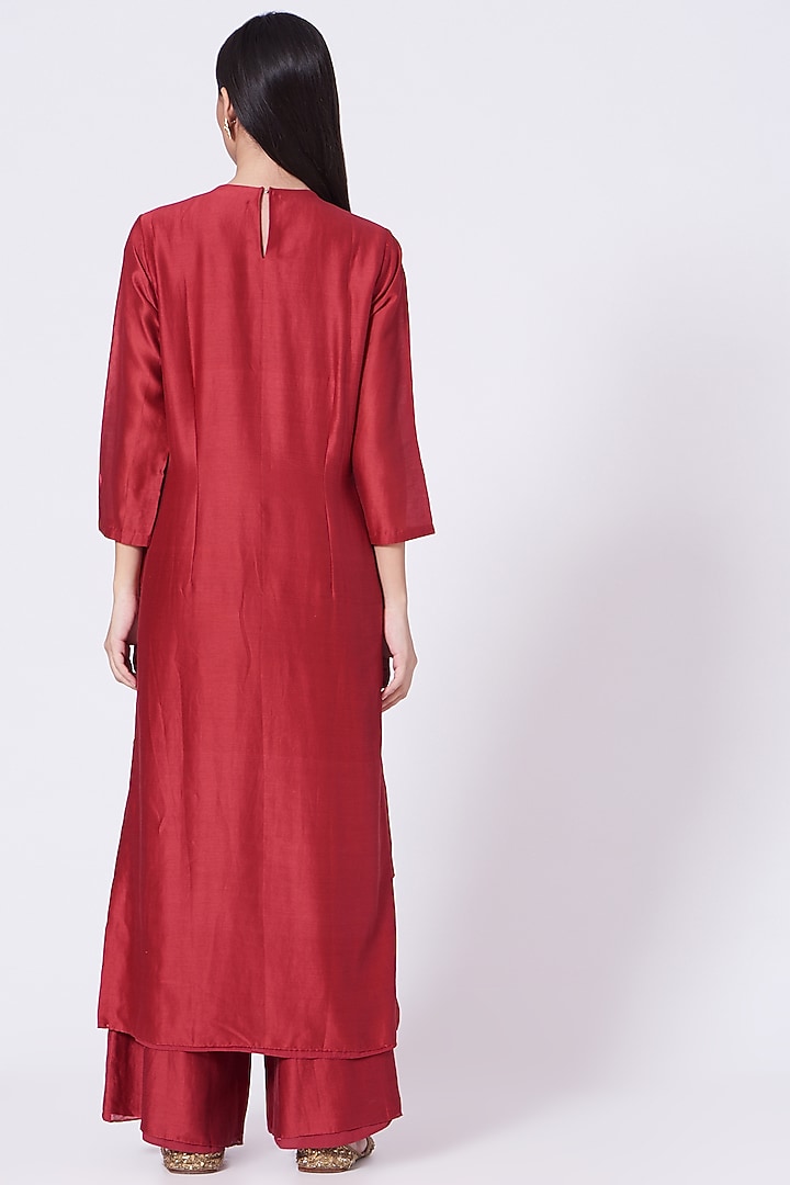 Dark Red Embroidered Kurta Set by Lavisha Jain at Pernia's Pop Up Shop