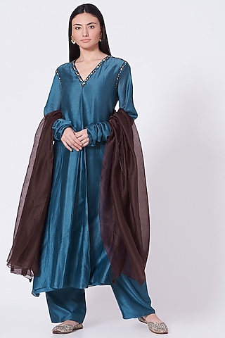 Blue Aari Embroidered Kurta Set by Lavisha Jain