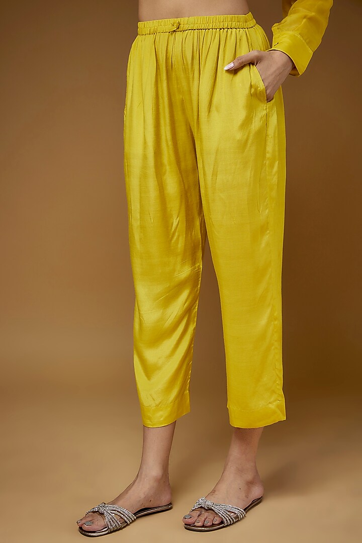 Yellow Pure Habutai Silk Embroidered Co-Ord Set by LAYA GONUGUNTLA at Pernia's Pop Up Shop
