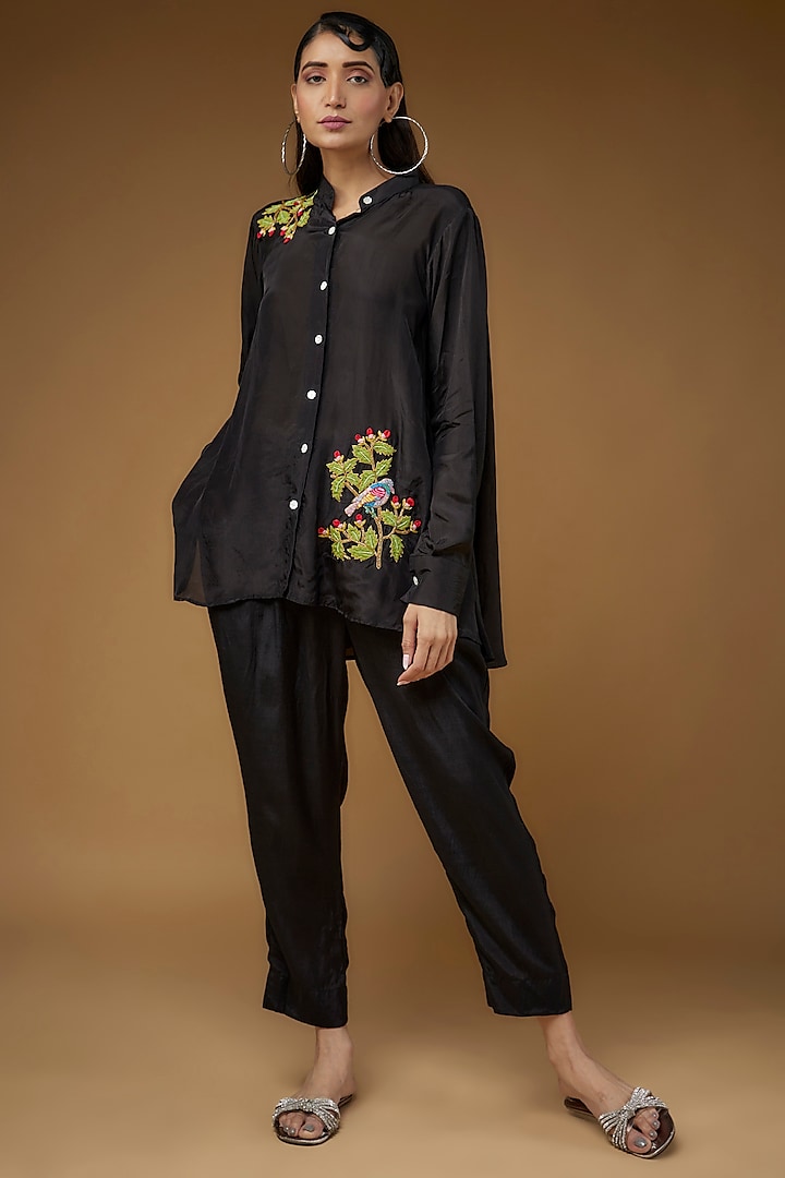 Black Pure Habutai Silk Embroidered Co-Ord Set by LAYA GONUGUNTLA
