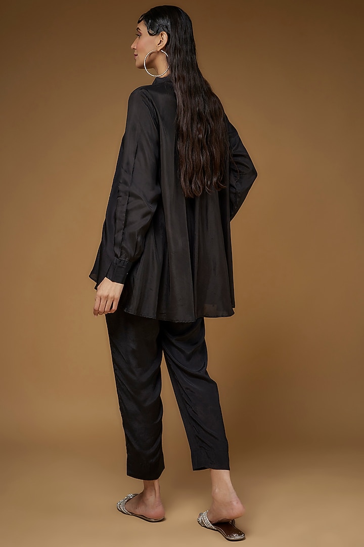 Black Pure Habutai Silk Embroidered Co-Ord Set by LAYA GONUGUNTLA at Pernia's Pop Up Shop