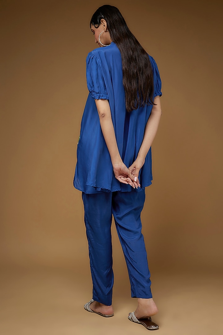 Blue Pure Habutai Silk Embroidered Co-Ord Set by LAYA GONUGUNTLA at Pernia's Pop Up Shop