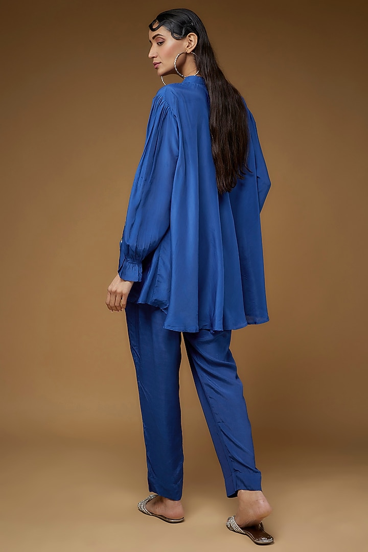 Blue Pure Habutai Silk Embroidered Co-Ord Set by LAYA GONUGUNTLA at Pernia's Pop Up Shop