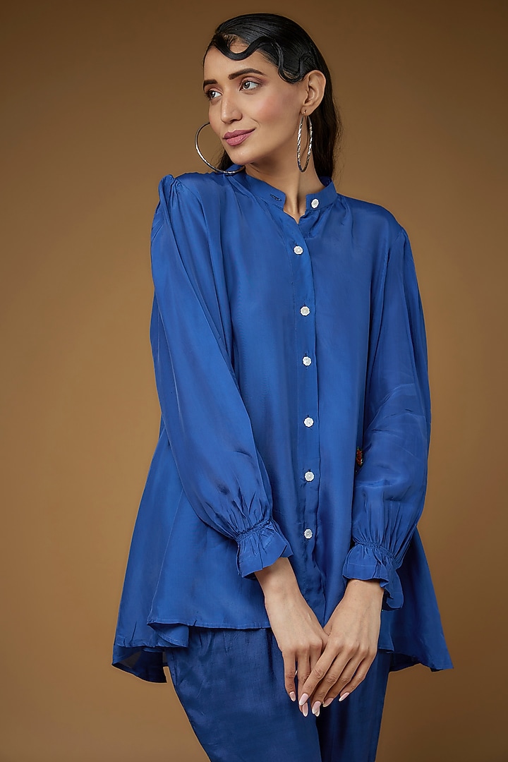 Blue Pure Habutai Silk Embroidered Co-Ord Set by LAYA GONUGUNTLA at Pernia's Pop Up Shop