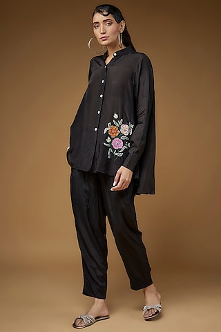 Black Pure Habutai Silk Embroidered Co-Ord Set by LAYA GONUGUNTLA