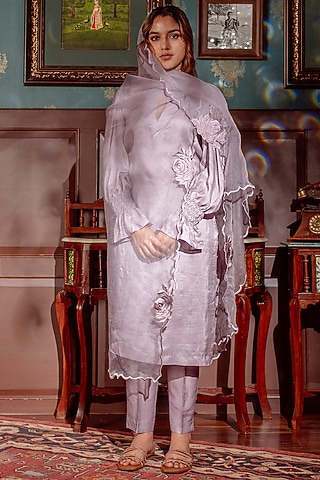 Lavender Pure Silk Kurta Set by Lahario