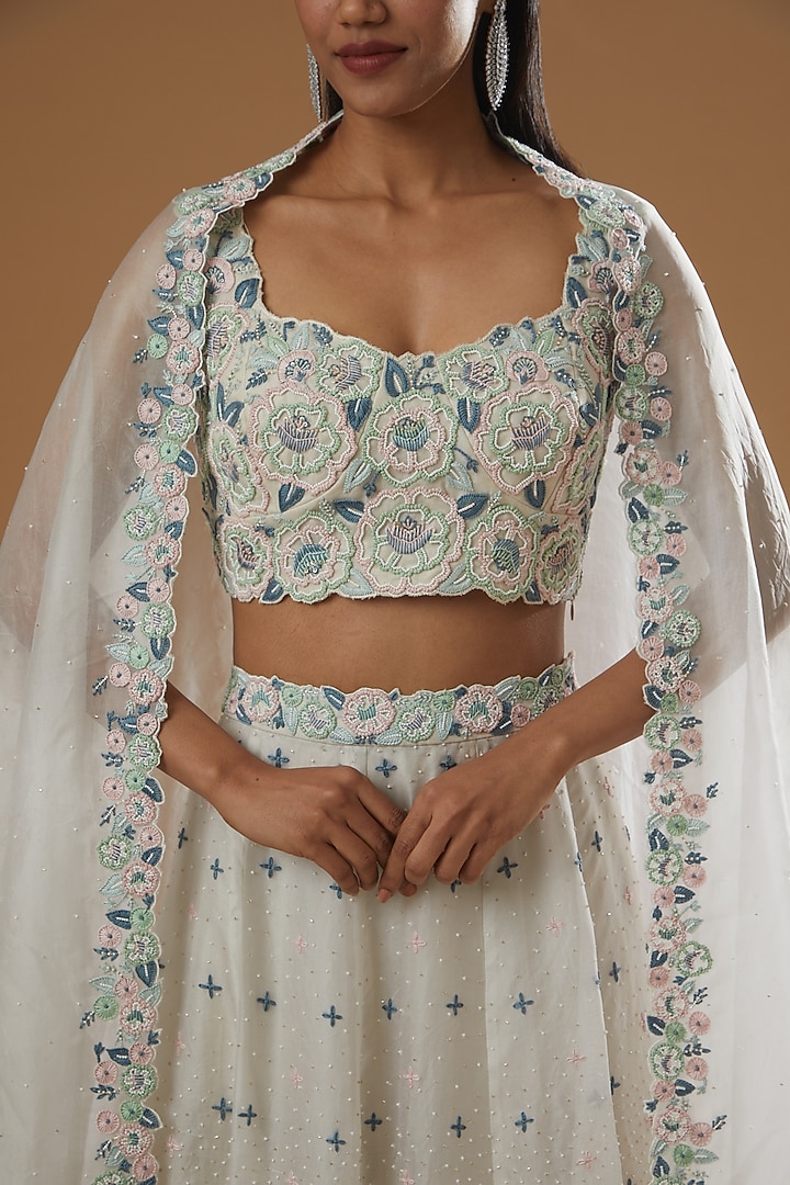 White Embroidered Bridal Lehenga Set by Label Debelle at Pernia's Pop Up Shop