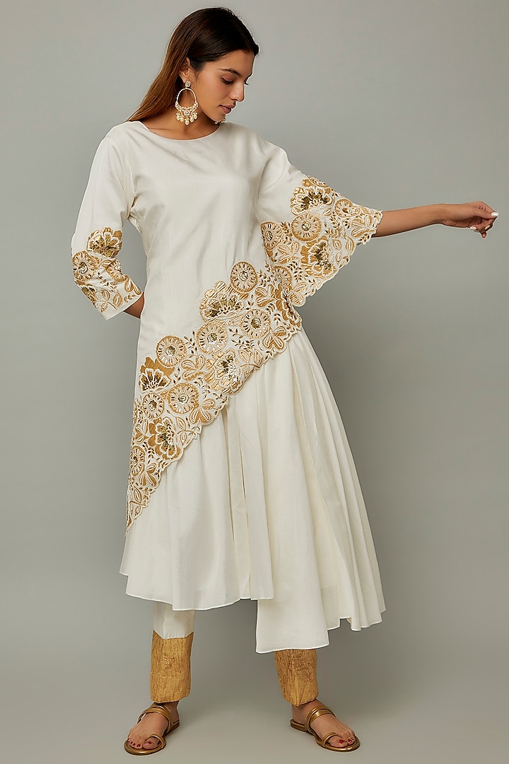 White Chanderi & Organza Embroidered Asymmetrical Anarkali by Leela By A