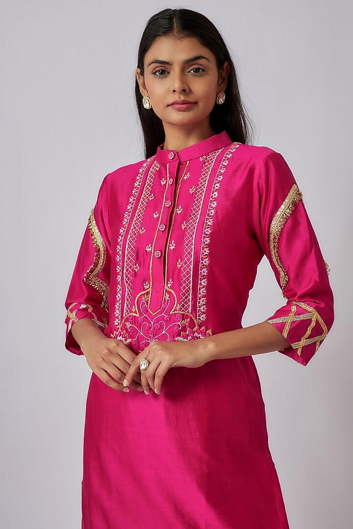 Hot Pink Chanderi Gold Aari Embroidered Kurta Set by Leela By A at Pernia's Pop Up Shop