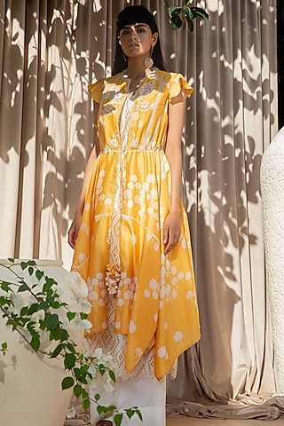 Buy Labbada by Charu Anand Designer Dresses, Lehengas 2021