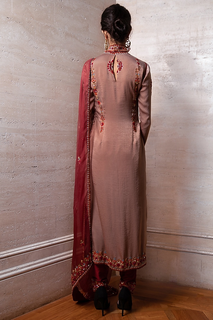Fawn Brown Hand Embroidered Kurta Set by Labbada at Pernia's Pop Up Shop