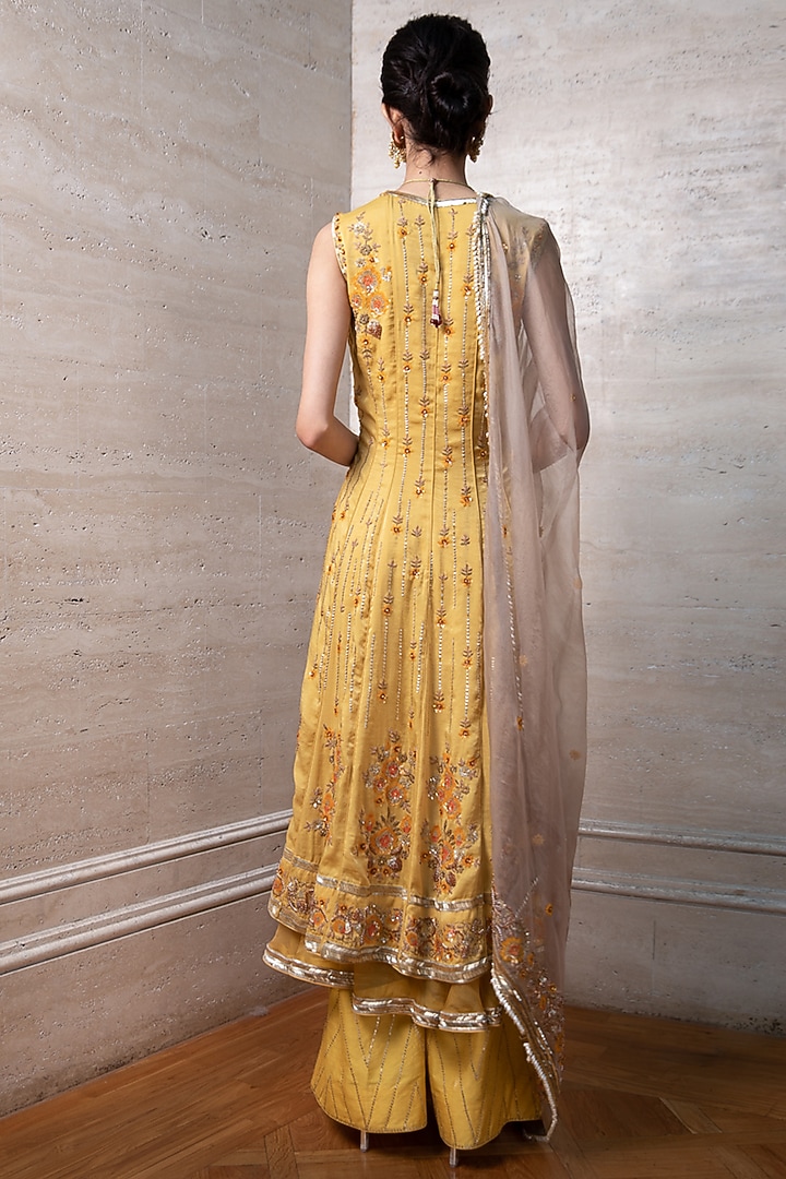 Yellow Hand Embroidered Bridal Anarkali Set by Labbada at Pernia's Pop Up Shop