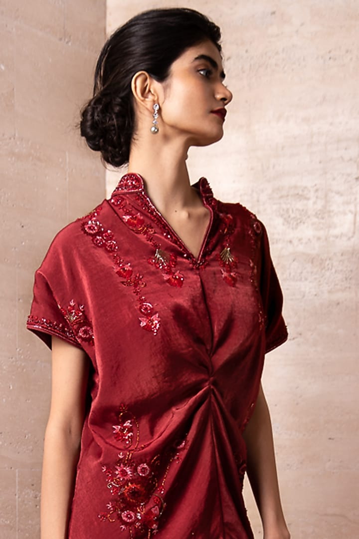 Maroon Satin Velvet Hand Embroidered Kaftan Kurta Set by Labbada at Pernia's Pop Up Shop