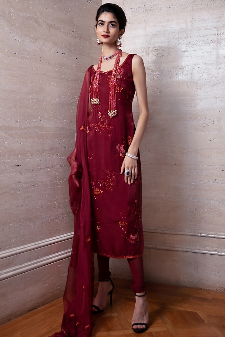 Maroon Hand Embroidered Kurta Set by Labbada