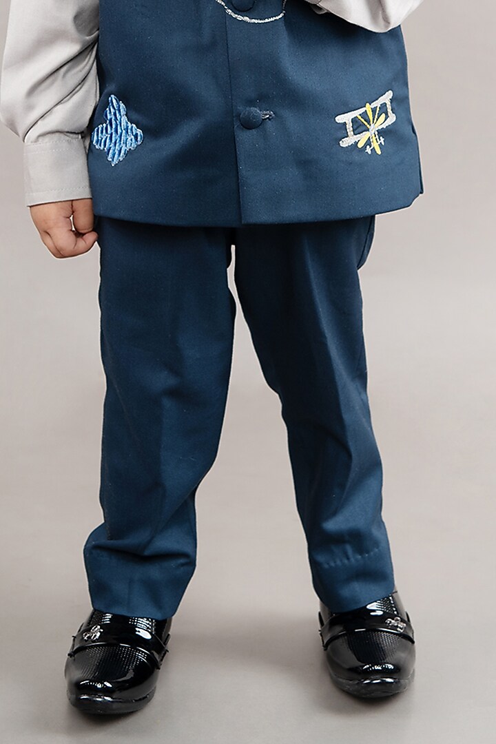 Dark Blue Cotton Blend Embroidered Bundi Jacket Set For Boys by LITTLE BRATS at Pernia's Pop Up Shop