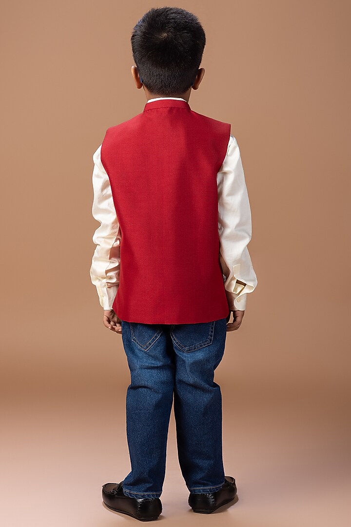 Maroon Cotton Blend Thread Embroidered Nehru Jacket Set For Boys by LITTLE BRATS at Pernia's Pop Up Shop