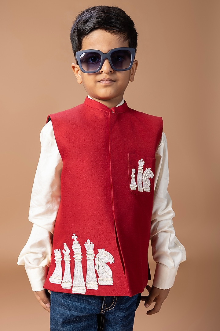 Maroon Cotton Blend Thread Embroidered Nehru Jacket Set For Boys by LITTLE BRATS at Pernia's Pop Up Shop