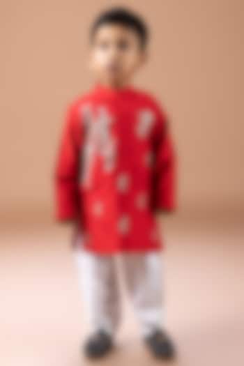 Red Cotton Silk Floral Zari Embroidered Kurta Set For Boys by LITTLE BRATS at Pernia's Pop Up Shop