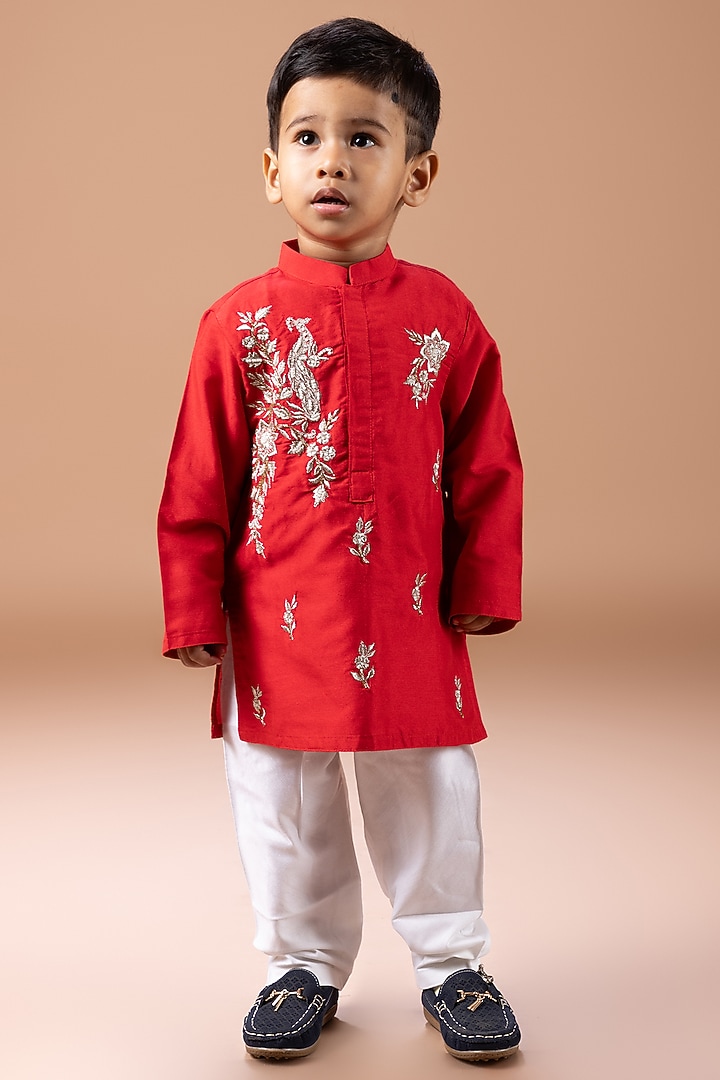 Red Cotton Silk Floral Zari Embroidered Kurta Set For Boys by LITTLE BRATS at Pernia's Pop Up Shop