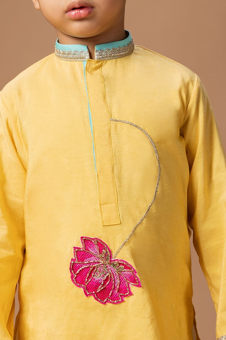 Yellow Cotton Silk Cutdana Embroidered Kurta Set For Boys by LITTLE BRATS at Pernia's Pop Up Shop