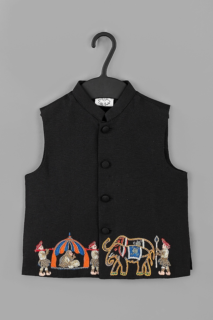 Black Cotton Silk Embroidered Bandhgala Set For Boys by LITTLE BRATS at Pernia's Pop Up Shop