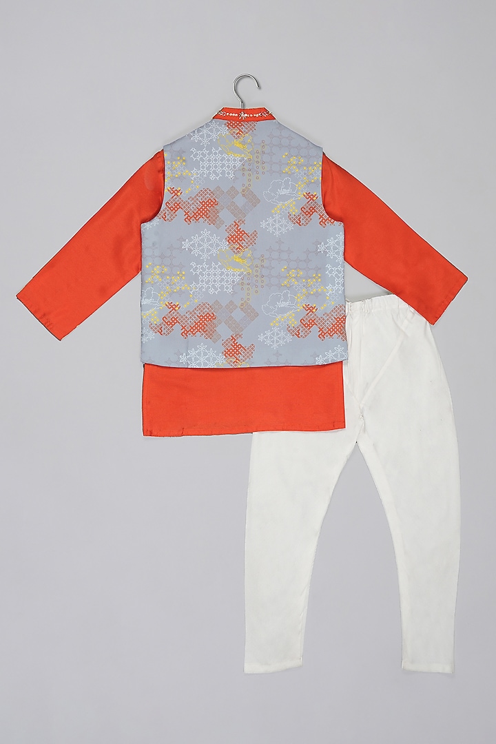 Grey Cotton Silk Hand Embroidered Bundi Set For Boys by LITTLE BRATS at Pernia's Pop Up Shop