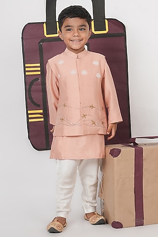 Onion Pink Cotton Silk Cutdana Hand Embroidered Bundi Jacket Set For Boys by LITTLE BRATS