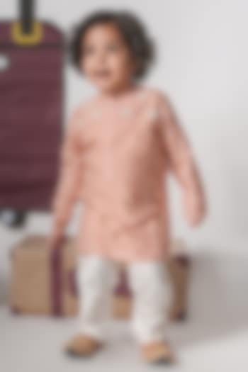 Onion Pink Cotton Silk Cutdana Hand Embroidered Kurta Set For Boys by LITTLE BRATS at Pernia's Pop Up Shop