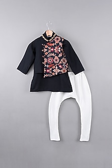 product-color-Black