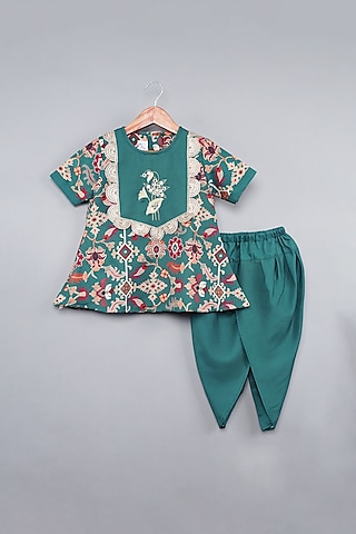 Bottle Green Maheshwari Silk Dhoti Set For Girls by LITTLE BRATS