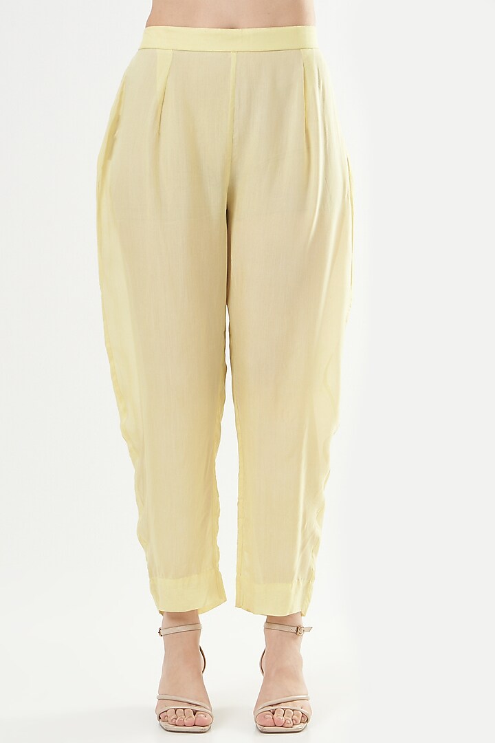 Pale Yellow Chikankari Kurta Set by Label Darpan at Pernia's Pop Up Shop