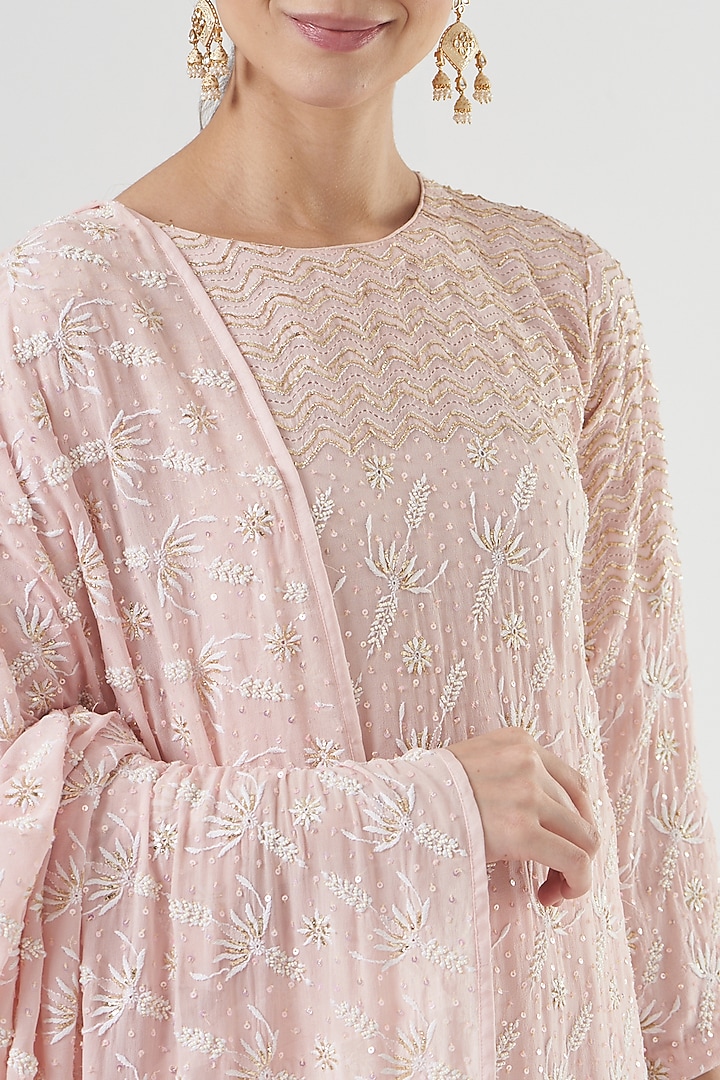 Baby Pink Chikankari Kurta Set by Label Darpan at Pernia's Pop Up Shop