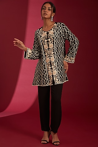 Black & Ivory Georgette Embroidered Kurta Set by Label Radini