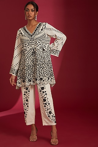 Ivory & Black Georgette Embroidered Kurta Set by Label Radini