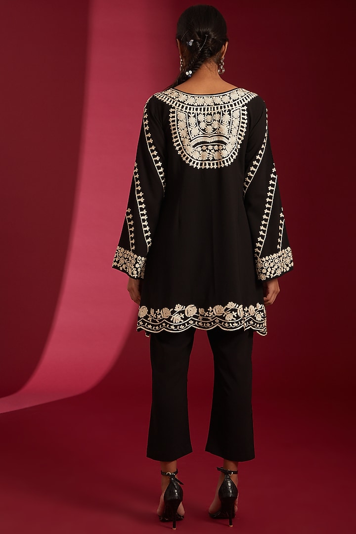 Black & Ivory Georgette Embroidered Kurta Set by Label Radini at Pernia's Pop Up Shop