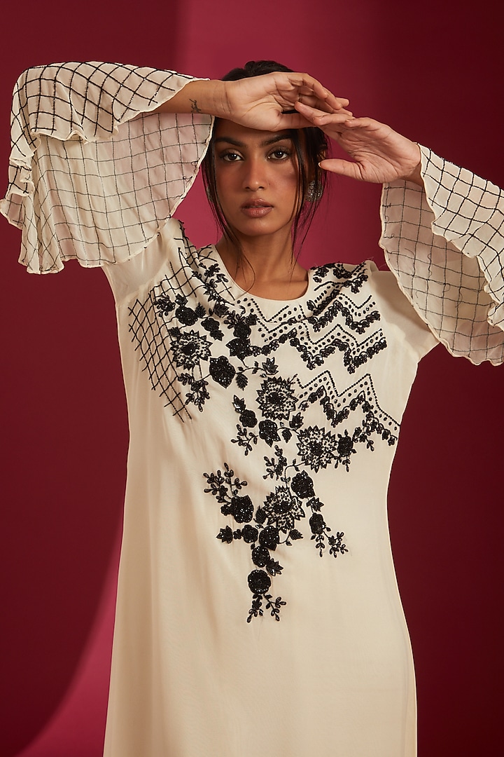Ivory & Black Georgette Embroidered Kurta Set by Label Radini at Pernia's Pop Up Shop