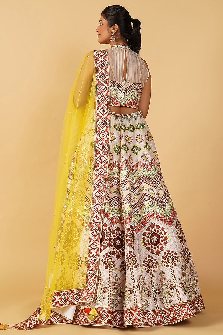 Off-White Crepe Printed & Embroidered Wedding Lehenga Set by Label Radini at Pernia's Pop Up Shop